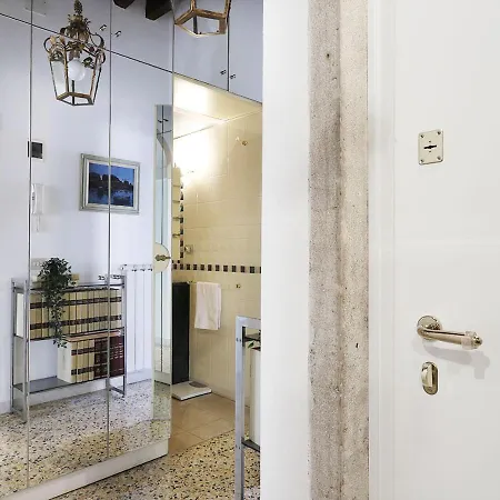 Casa Del Mandolino - Cozy Near The Station! דירה *