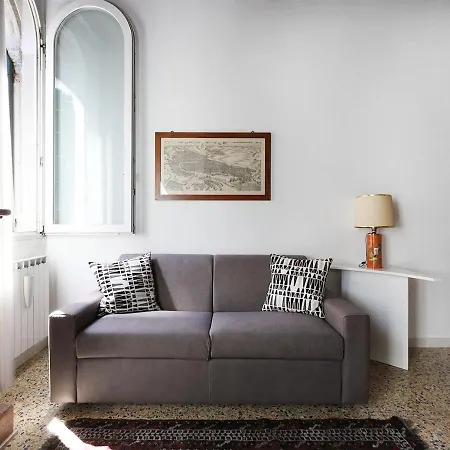 דירה Casa Del Mandolino - Cozy Near The Station! *