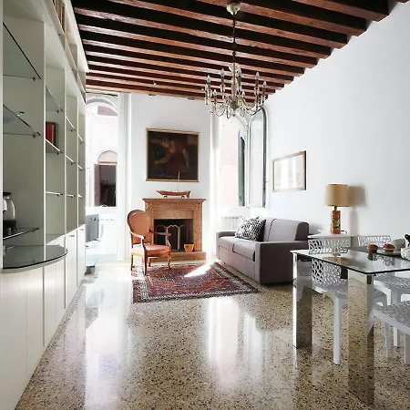 דירה Casa Del Mandolino - Cozy Near The Station! ונציה